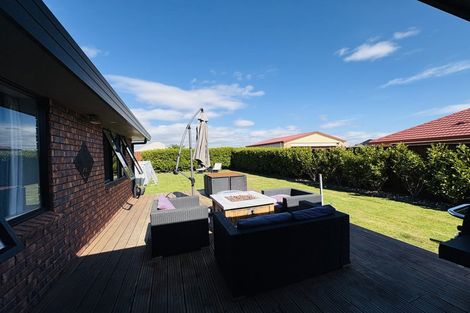 Photo of property in 68 Branigan Parade, Kelvin Grove, Palmerston North, 4414