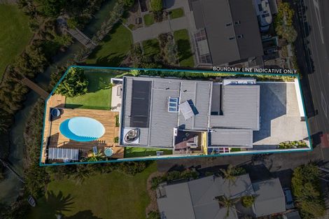 Photo of property in 303 Beach Road, Campbells Bay, Auckland, 0630