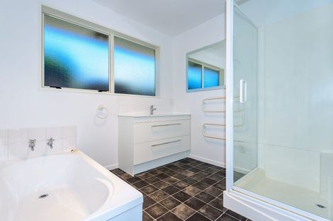 Photo of property in 18 Lowes Road, Rolleston, 7614