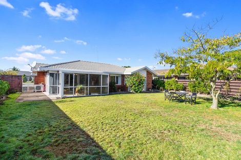 Photo of property in 10 Russley Drive, Mount Maunganui, 3116