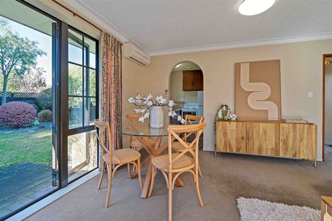 Photo of property in 14 Resolution Place, Bryndwr, Christchurch, 8053