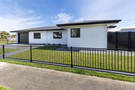 Photo of property in 6 Cambridge Street, Gonville, Whanganui, 4501