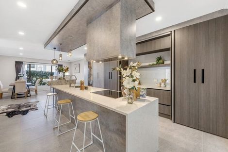 Photo of property in 26 Hikuawa Road, Flat Bush, Auckland, 2019
