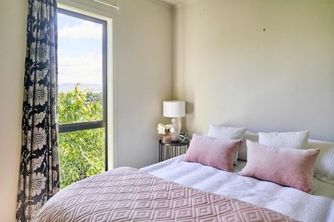Photo of property in 27 Eskdale Road, Papakowhai, Porirua, 5024