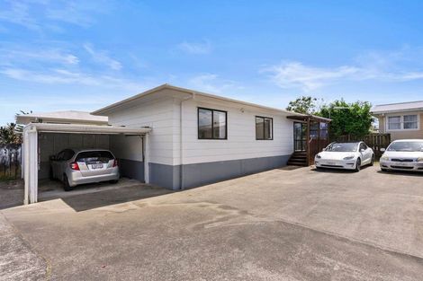 Photo of property in 2/14 John Street, Mangere East, Auckland, 2024