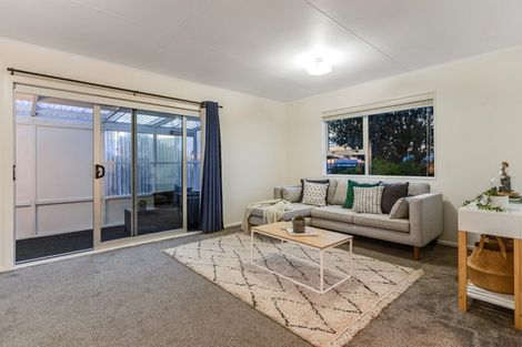 Photo of property in 3 Toporoa View, Ascot Park, Porirua, 5024