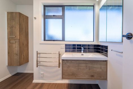 Photo of property in 1 Holmes Street, Waimate, 7924