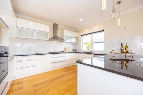 Photo of property in 21 Hornbill Drive, Fairview Heights, Auckland, 0632