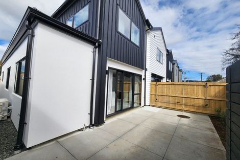 Photo of property in 5 Bathurst Street, Silverstream, Upper Hutt, 5019
