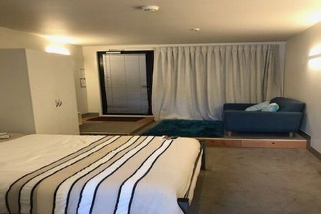 Photo of property in Urbane Apartments, 25/29 Webb Street, Mount Cook, Wellington, 6011