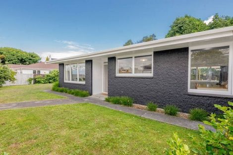 Photo of property in 75a Ocean Road, Paraparaumu Beach, Paraparaumu, 5032
