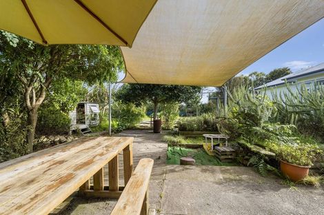 Photo of property in 46 Carthew Street, Okato, 4335