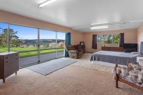 Photo of property in 25 Mountain View Road, Hikurangi, 0114