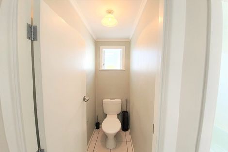 Photo of property in 74 Glenvar Road, Torbay, Auckland, 0630