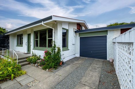 Photo of property in 2/4 Mckenzie Street, Geraldine, 7930