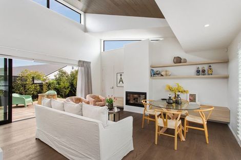 Photo of property in 1/2a Church Lane, Merivale, Christchurch, 8014