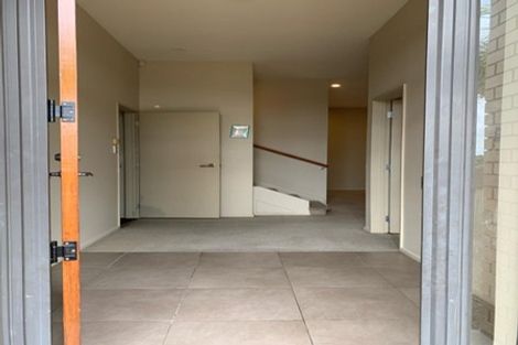 Photo of property in 3 Stroud Place, Henderson, Auckland, 0612
