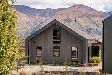 Photo of property in 5 Mills Road, Wanaka, 9305