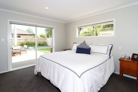 Photo of property in 60 Feist Street, Carterton, 5713