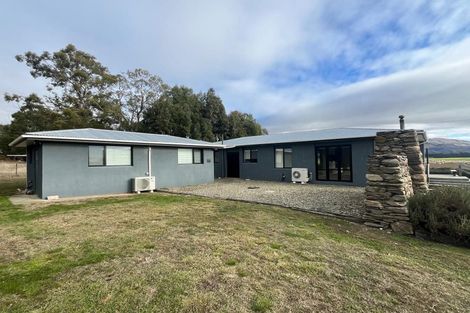 Photo of property in 2500 Tarras-cromwell Road, Tarras, Cromwell, 9383