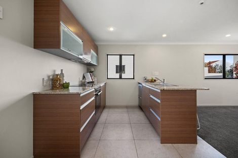 Photo of property in 6/46 Carlos Drive, Flat Bush, Auckland, 2016
