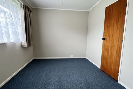 Photo of property in 201a Newlands Road, Newlands, Wellington, 6037
