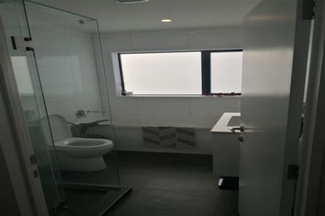 Photo of property in 21c Chippendale Crescent, Birkdale, Auckland, 0626