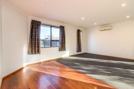 Photo of property in 8 Lovelock Street, Dallington, Christchurch, 8061
