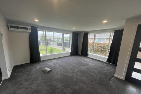 Photo of property in 82 Carisbrooke Street, Aranui, Christchurch, 8061