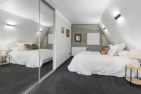 Photo of property in 377a Karaka Bay Road, Karaka Bays, Wellington, 6022