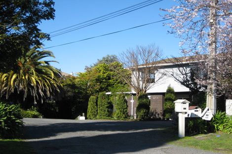 Photo of property in 42 Busby Hill, Havelock North, 4130