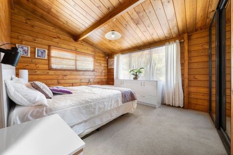 Photo of property in 4 Spruce Place, Totara Heights, Auckland, 2105