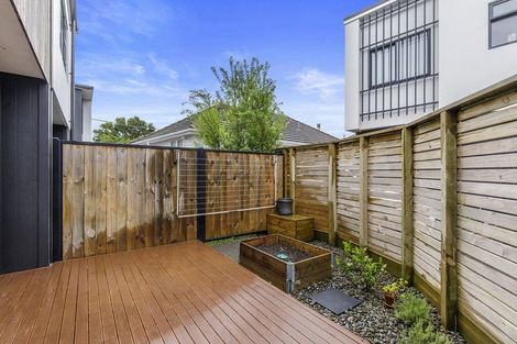 Photo of property in 4/338 Oxford Terrace, Avalon, Lower Hutt, 5011