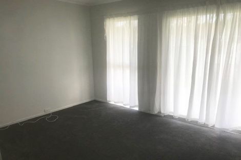 Photo of property in 26 Halberg Street, Glenfield, Auckland, 0629