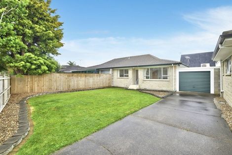 Photo of property in 33 Mccrystal Avenue, Eastern Beach, Auckland, 2012