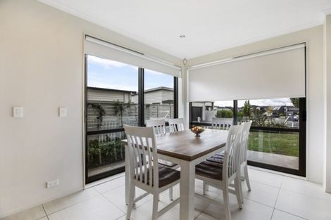 Photo of property in 61 Costa Viva Crescent, Karaka, Papakura, 2113