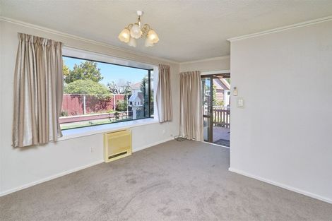 Photo of property in 23 Talltree Avenue, Avonhead, Christchurch, 8042