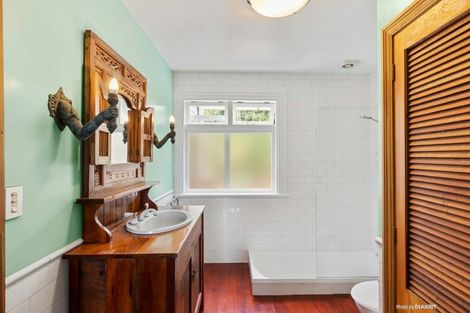 Photo of property in 62f1 Roseneath Terrace, Roseneath, Wellington, 6011