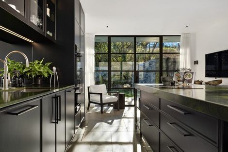 Photo of property in 95 Frankton Road, Queenstown, 9300