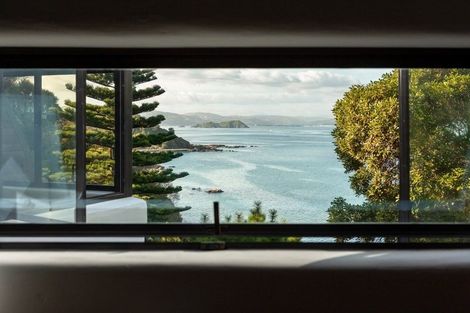 Photo of property in 3 Maramanui Way, Karaka Bays, Wellington, 6022