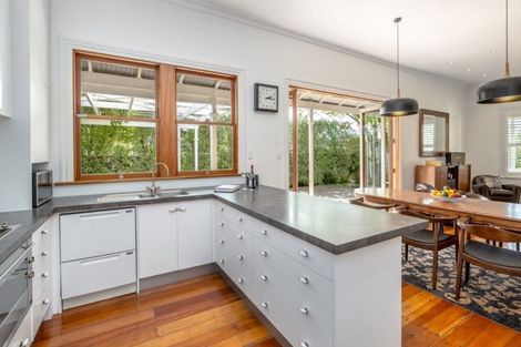 Photo of property in 30 Mcmaster Street, Greytown, 5712