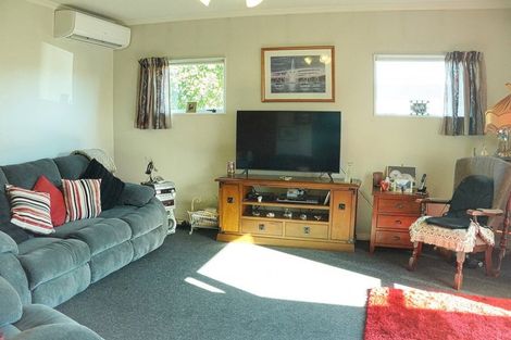 Photo of property in 15 Manchester Street, Tinwald, Ashburton, 7700