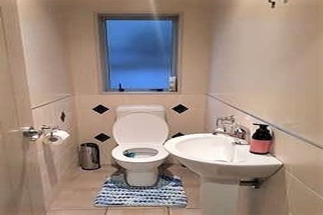 Photo of property in 10 Consort Close, Paraparaumu Beach, Paraparaumu, 5032