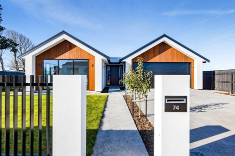 Photo of property in 74 Turuturu Road, Hawera, 4674