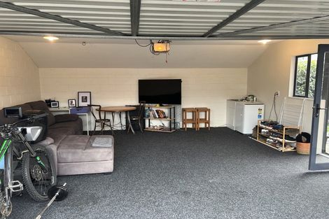 Photo of property in 83 Grafton Street, Waltham, Christchurch, 8011