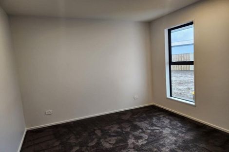 Photo of property in 22 Hayshed Street, Rolleston, 7614