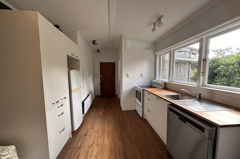 Photo of property in 62 Chatham Avenue, Paremoremo, Auckland, 0632