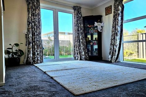 Photo of property in 3 Kamana Way, Kenepuru, Porirua, 5022