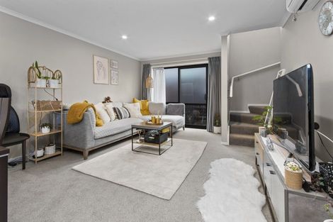 Photo of property in 30u3 Willoughby Street, Whitiora, Hamilton, 3200