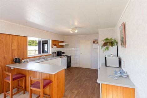 Photo of property in 80 Gray Avenue, Paraparaumu Beach, Paraparaumu, 5032